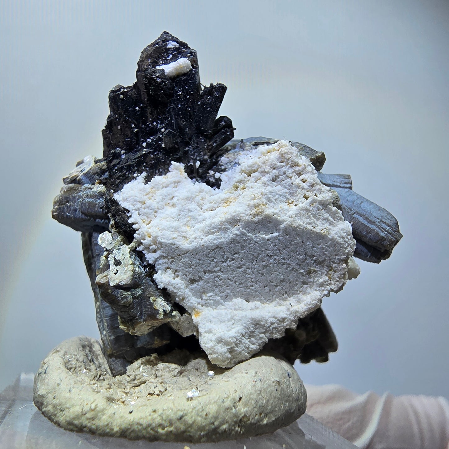 Spécimen rare de tourmaline schorl, muscovite et orthoclase, Erongo, Namibie, 40*35*22 mm #12281 