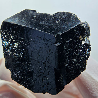 Rare cristal de tourmaline schorl symétrique, Erongo, Namibie, 31*31*22 mm #12283 