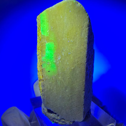 Opale hyalite rare, spécimen d'orthose (minéral UV), Erongo, Namibie, 43*24*30 mm, n° 12287 
