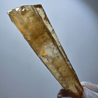 Cristal de calcite miel naturel XL, jaune orangé, Erongo, Namibie 94*25*18mm #12293 