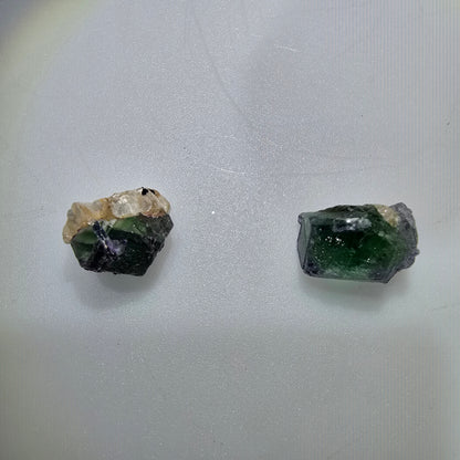 Lot de 2 pierres : Fluorite fantôme, Muscovite, Tourmaline Schörl, Erongo, Namibie, 14-16 mm, réf. 12326 