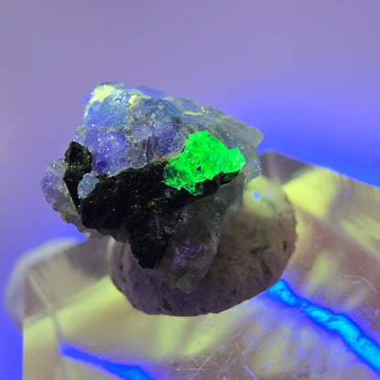 Phantom Fluorite, Schörl Tourmaline, Hyalite Opal Erongo, Namibia 16*14*11mm #12332 