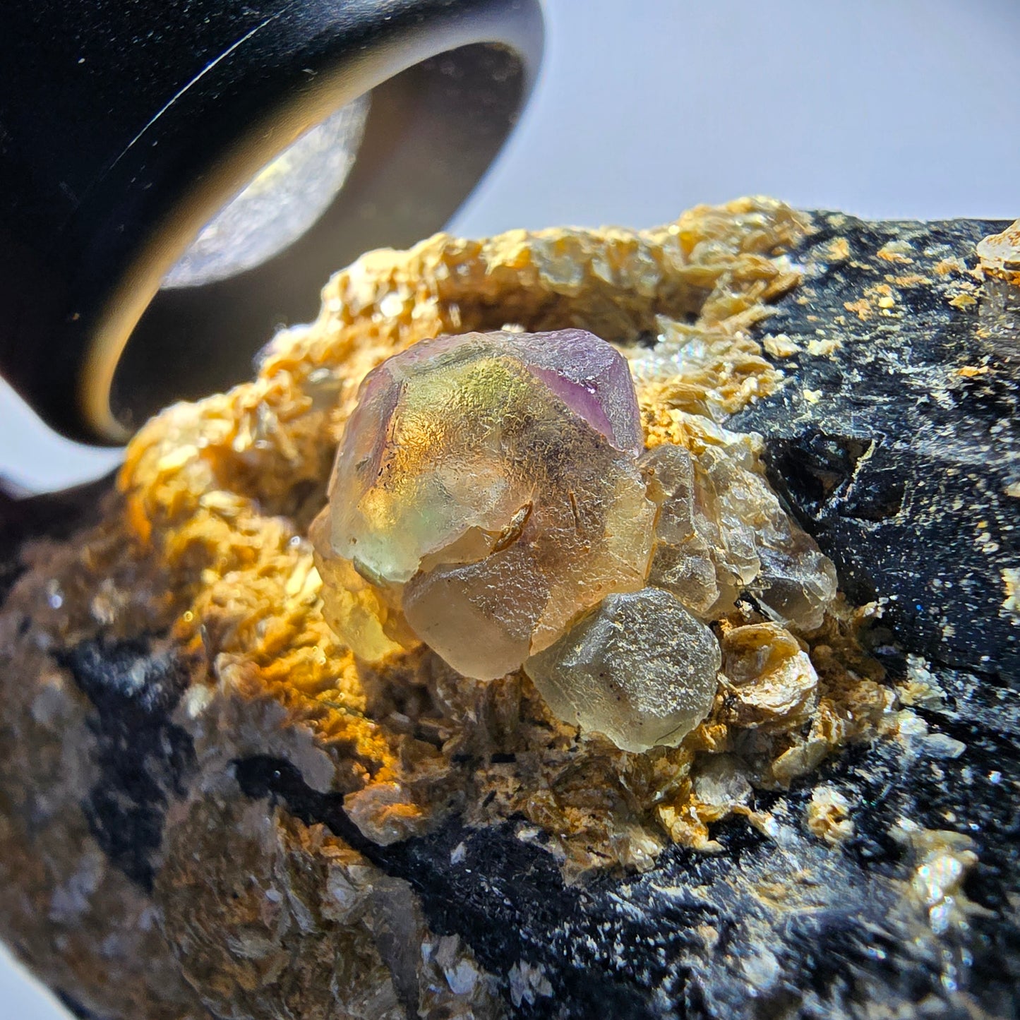 Grande pièce de tourmaline schorl, fluorite, quartz fumé, muscovite Erongo, Namibie 113*51*50mm #12351