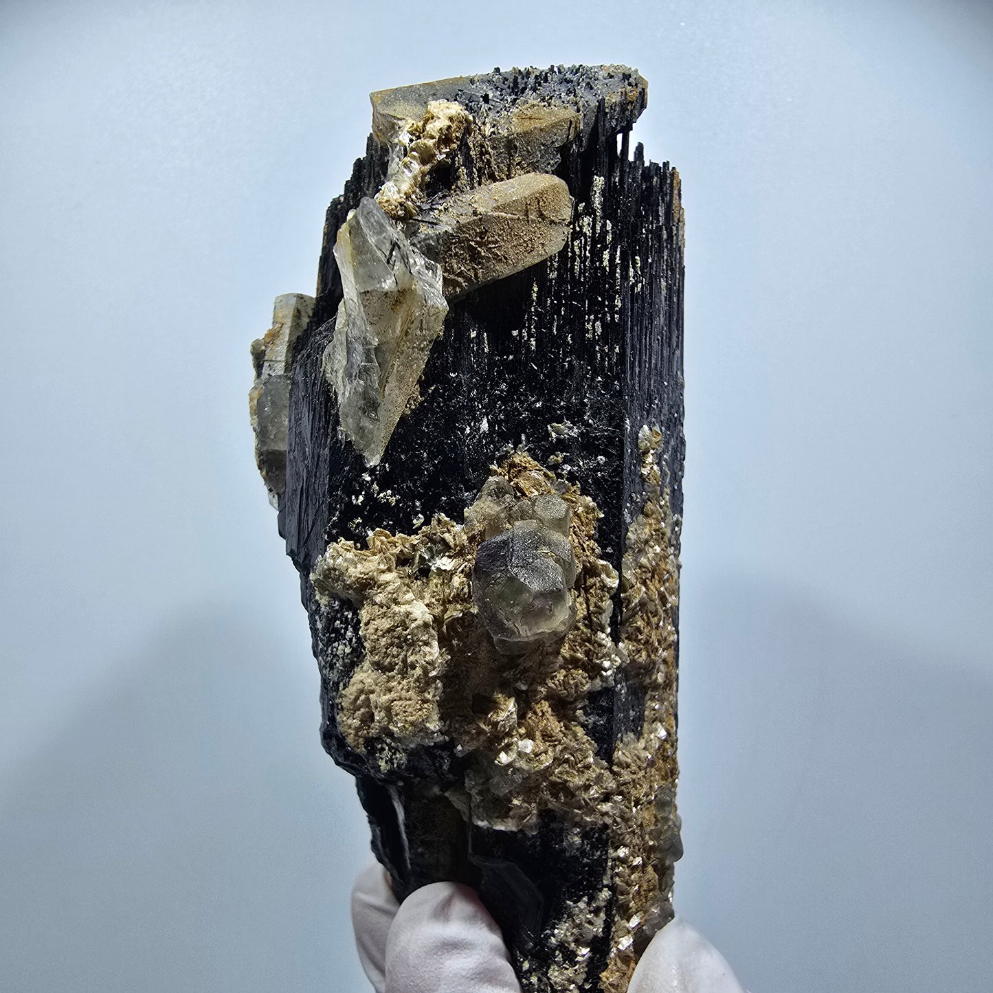 Grande pièce de tourmaline schorl, fluorite, quartz fumé, muscovite Erongo, Namibie 113*51*50mm #12351