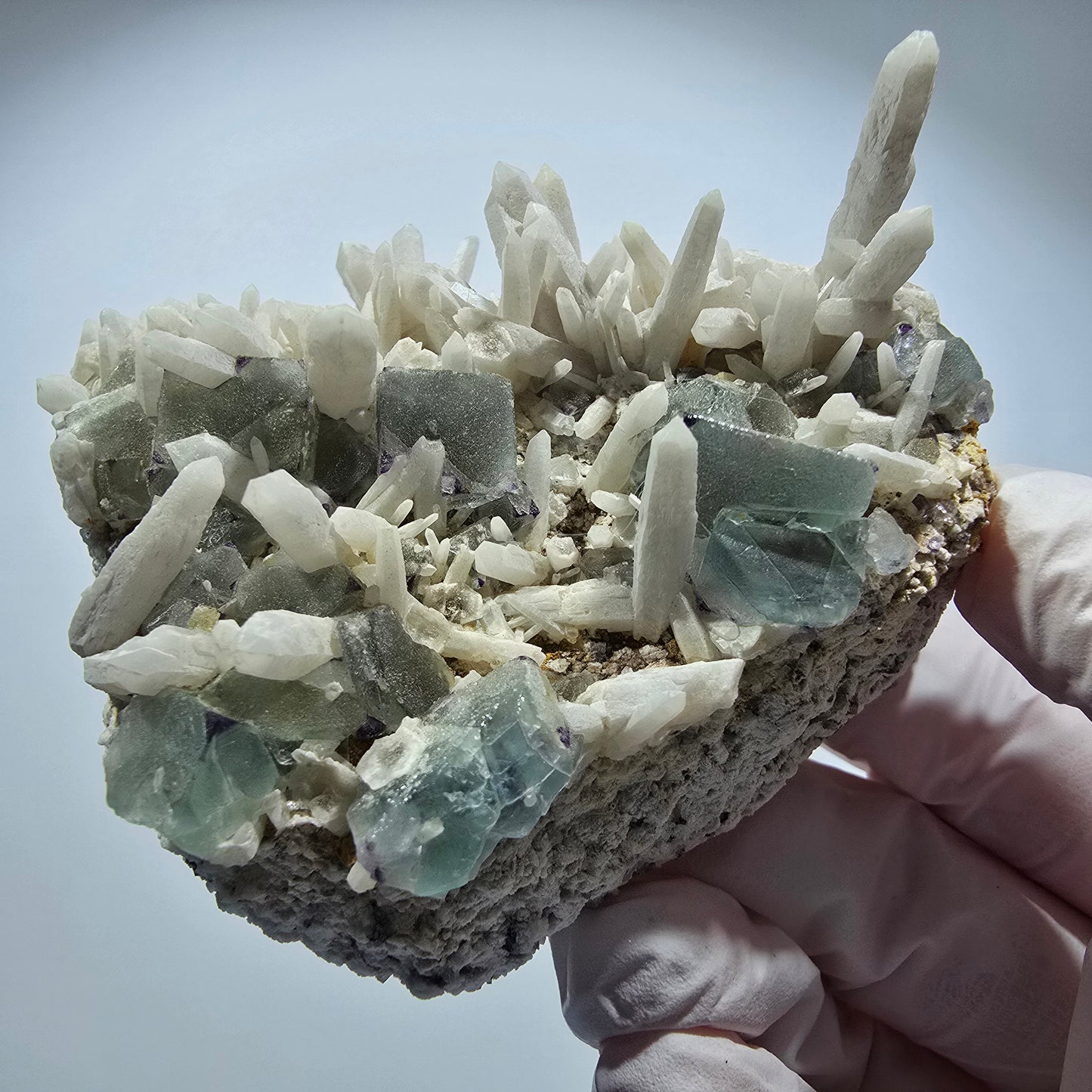 Große Phantom Fluorit, zonal, Quarz, Orthoklas Stufe Brandberg, Namibia 81*71*47mm #12363