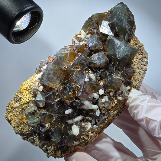 Große Phantom Fluorit, zonal, Quarz, Orthoklas Stufe Brandberg, Namibia 110*62*39mm #12366