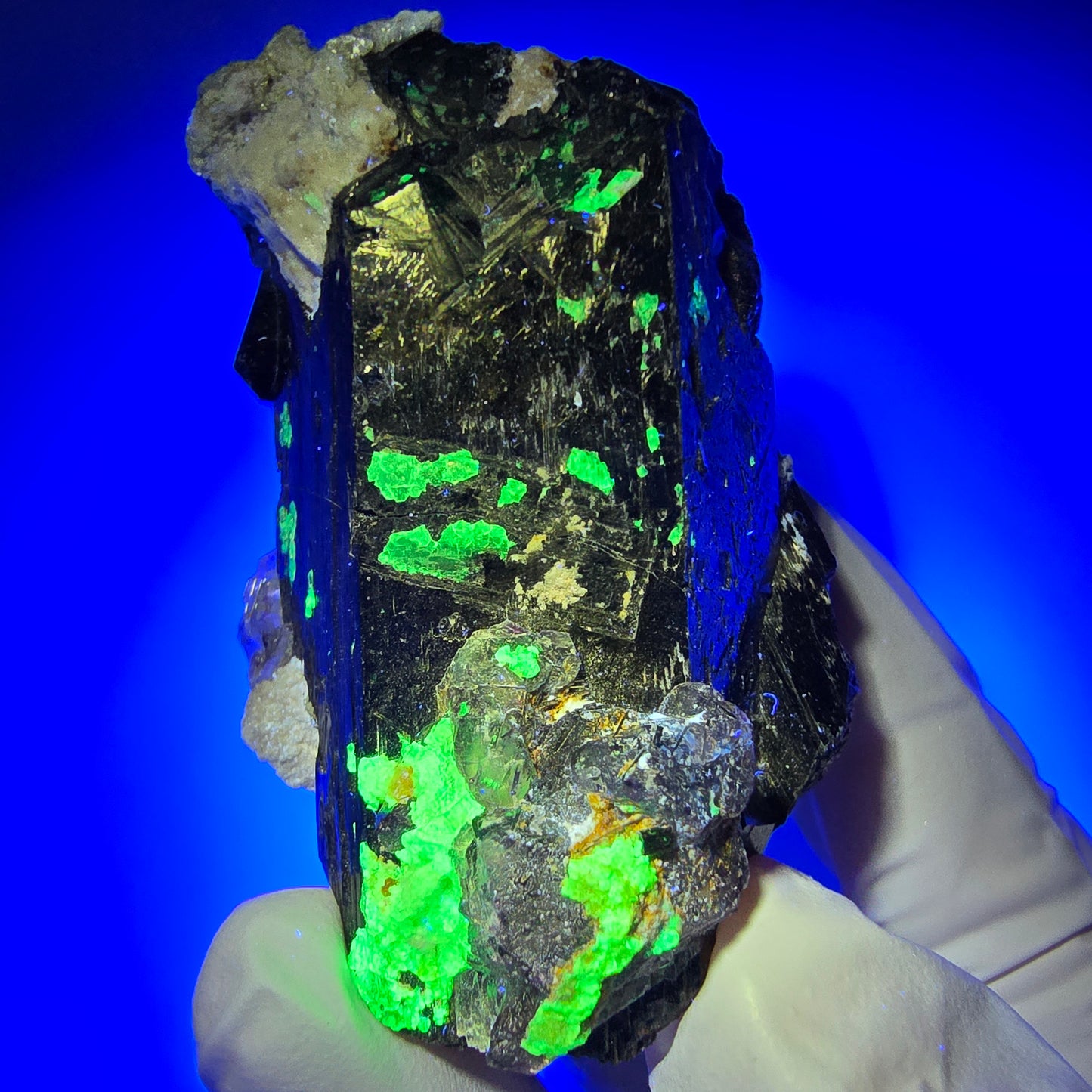 Schorl Tourmaline, Fluorite, Hyalite Opal, Muscovite Erongo, Namibia 64*40*38mm #12401