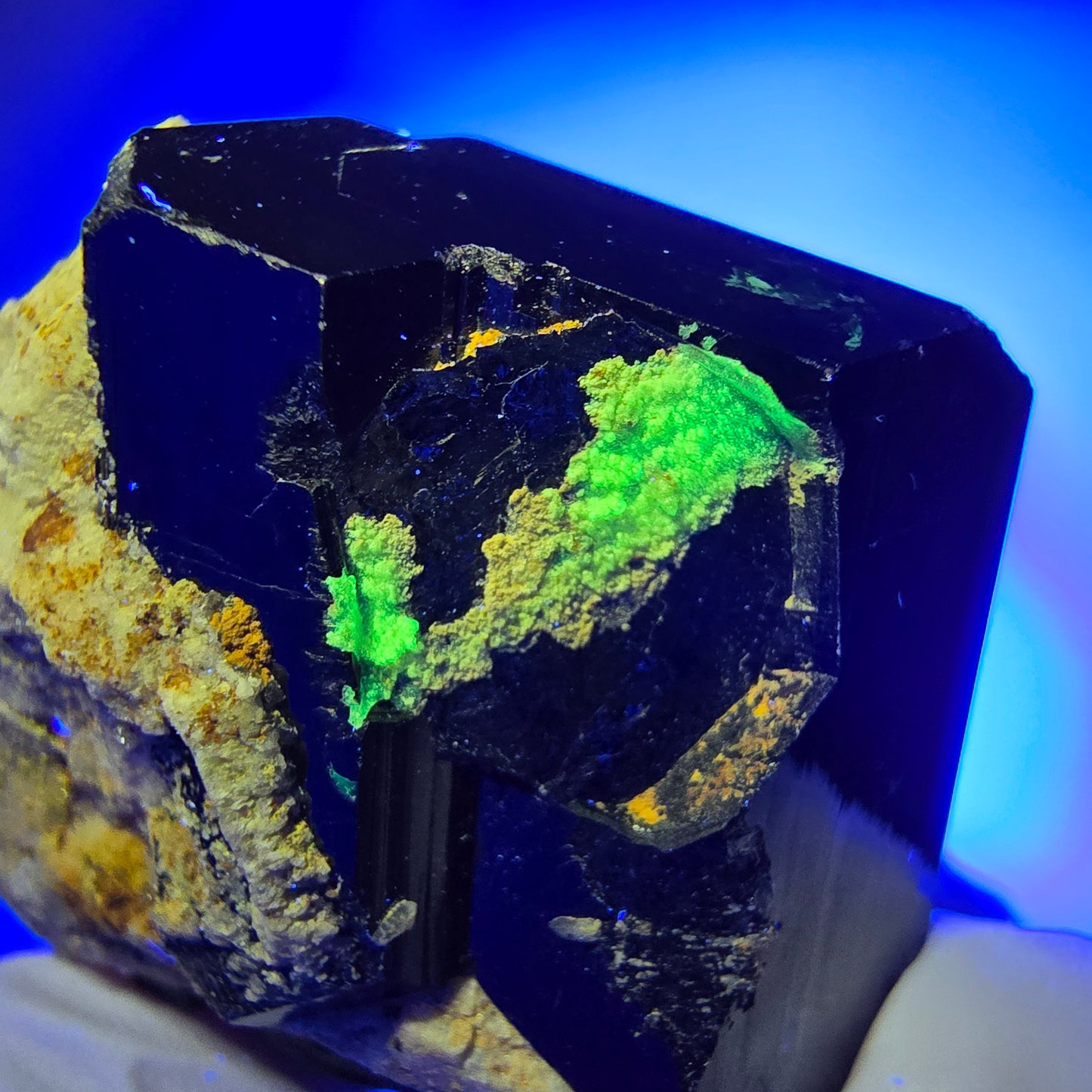Tourmaline schorl rare, opale hyalite, orthose Erongo, Namibie 42*39*30mm #12406