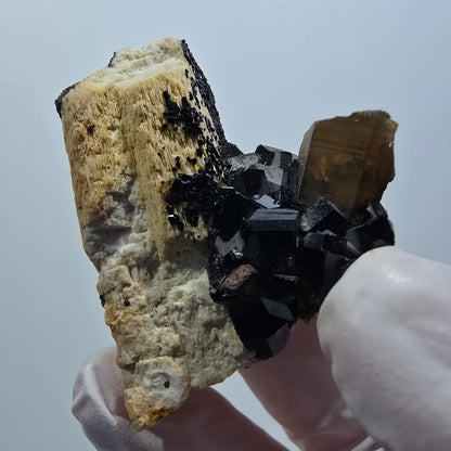 Seltene Schörl Turmalin, Rauchquarz, Orthoklas Stufe Erongo, Namibia 51*41*32mm #12409