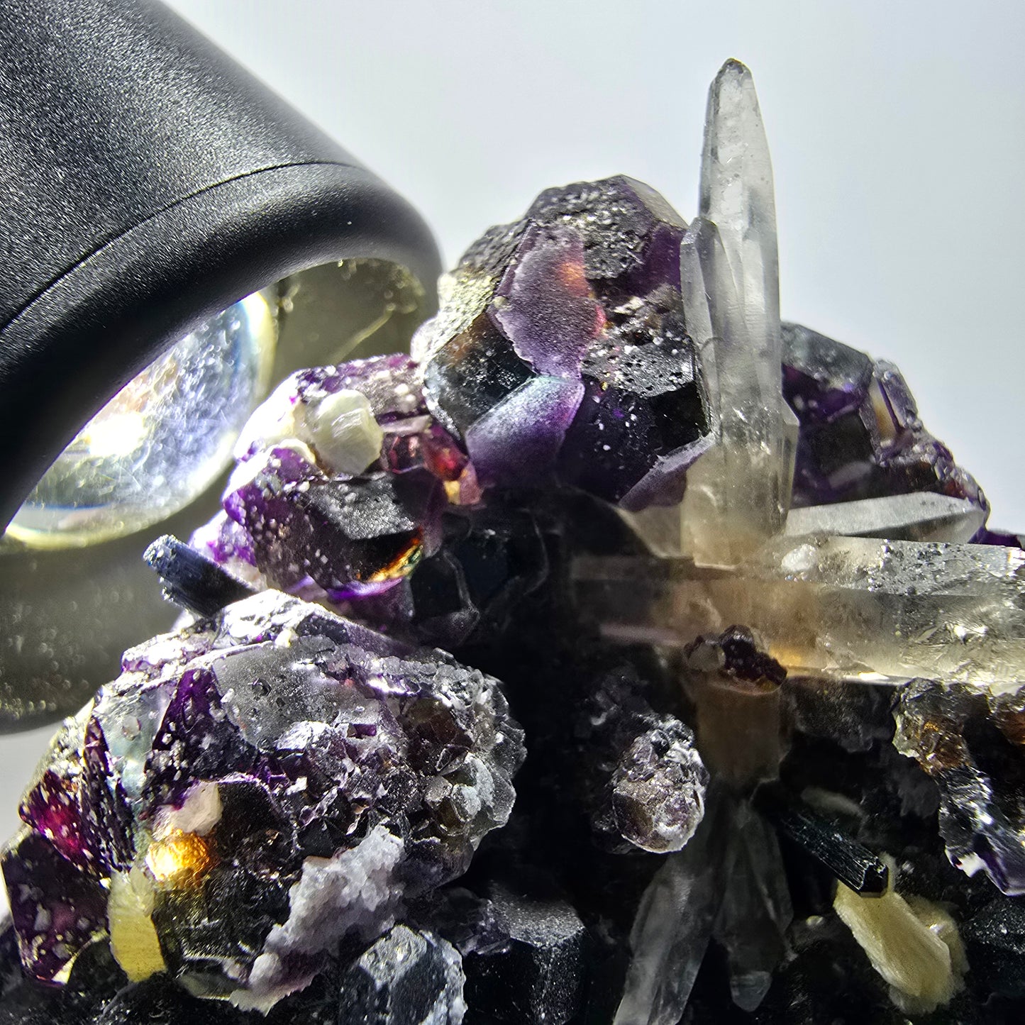 Bunte Phantom Fluorit, Schörl Turmalin, Rauchquarz, Muskovit Erongo, Namibia 65*61*31mm #12425