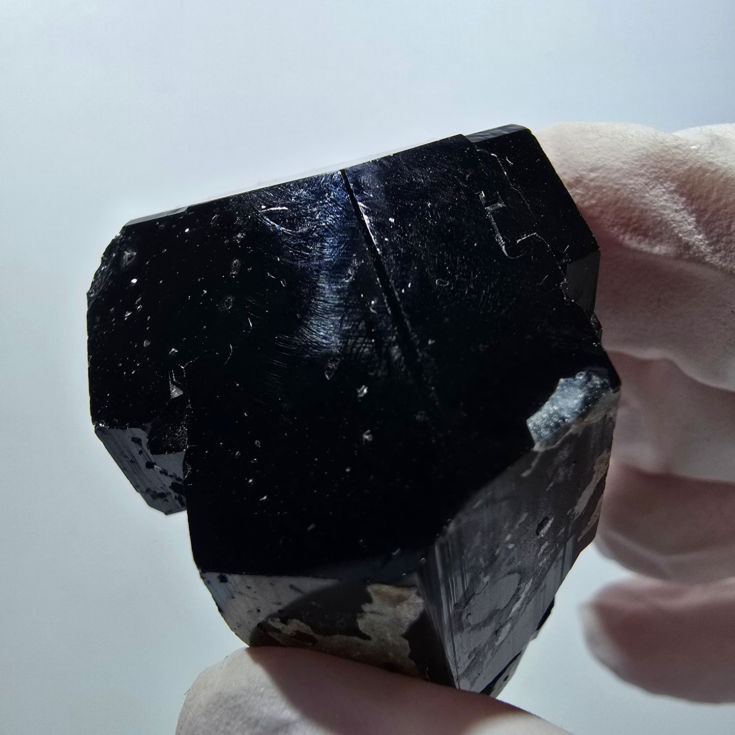 Tourmaline Schorl symétrique avec Hyalite Erongo, Namibie 40*32*32mm #12428