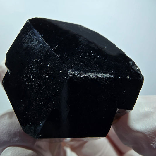 Symmetrischer Schörl Turmalin Kristall Erongo, Namibia 42*30*31mm #12460