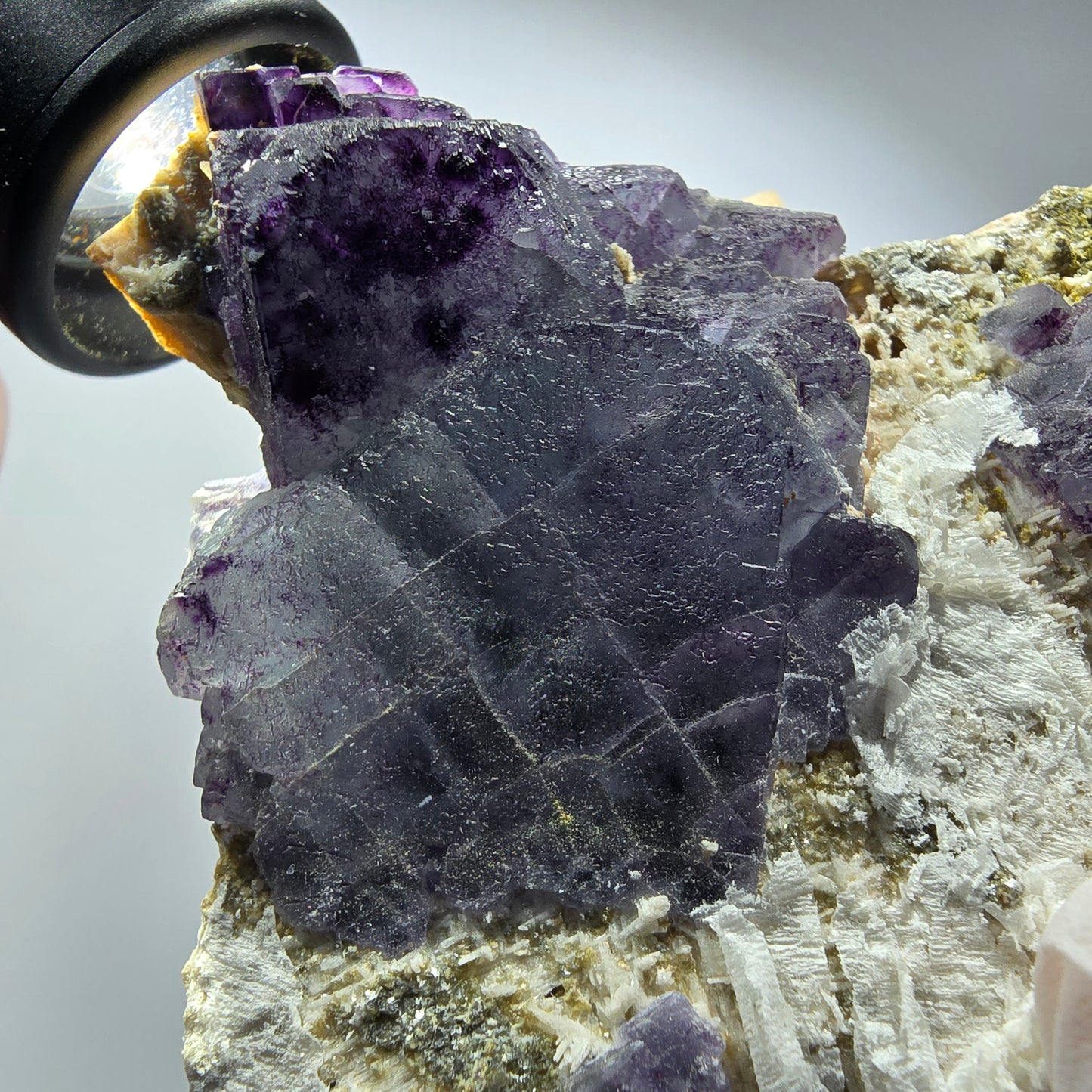 Grande fluorine fantôme, opale hyalite, étagère orthose Erongo, Namibie 113*81*47mm #12465