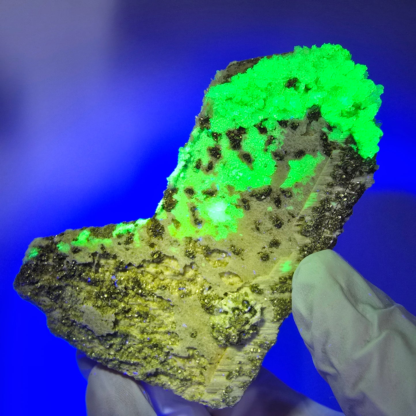 Large Hyalite Opal, Muscovite, Orthoclase specimen Erongo, Namibia 79*55*40mm #12495