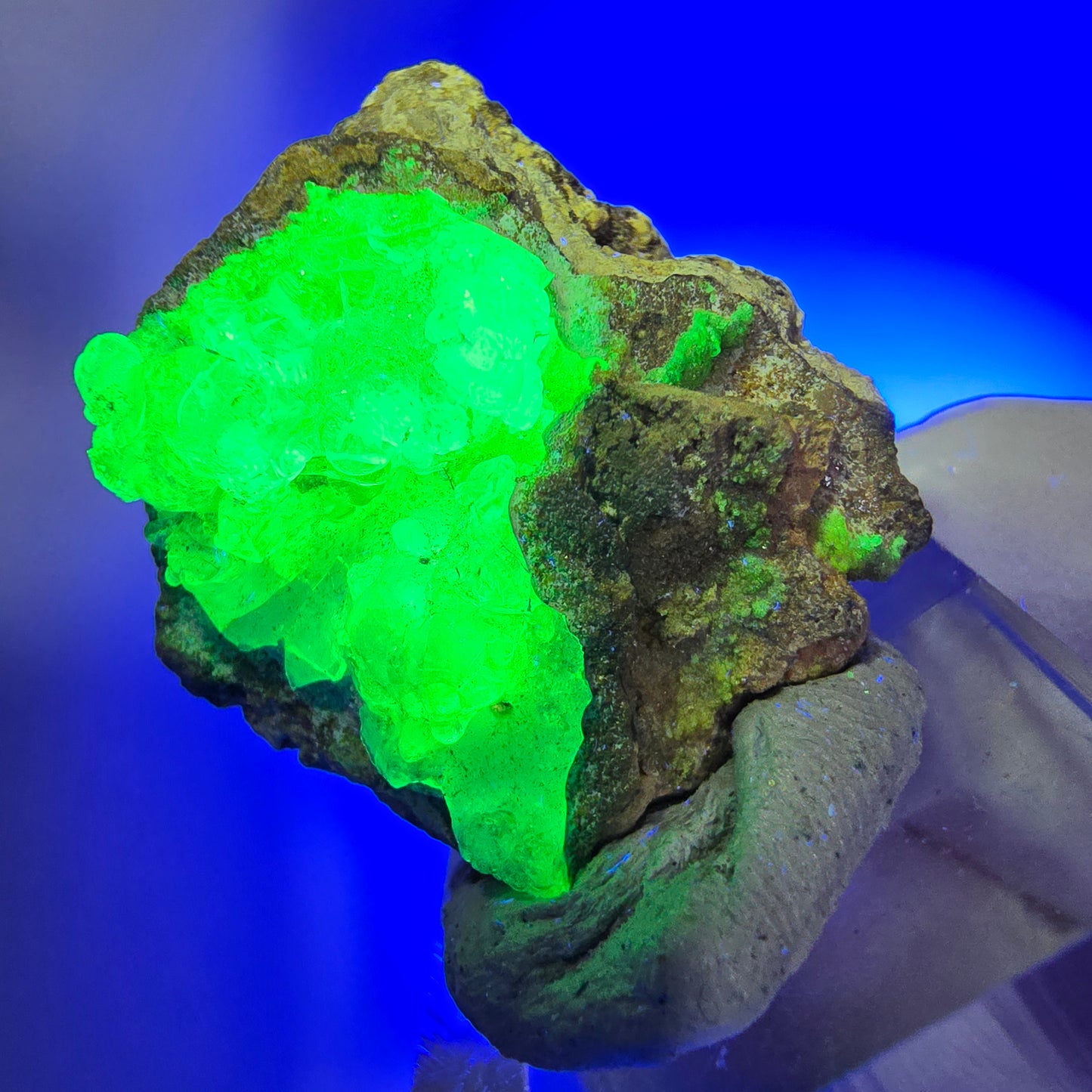 Seltene Hyalit Opal Stufe Erongo, Namibia 36*29*20mm #12499