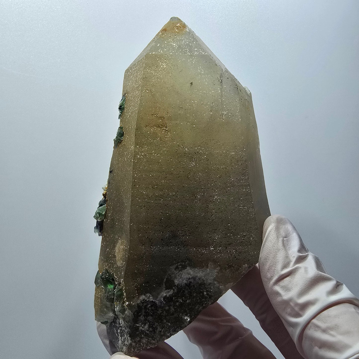 Quartz fumé XL, Fluorine, Tourmaline schorl, Opale hyalite, Muscovite Erongo Namibie 119*77*56mm #12547