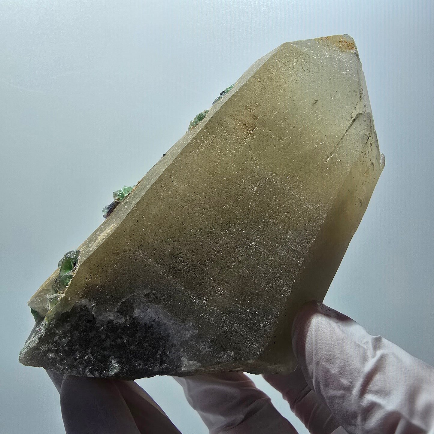 Quartz fumé XL, Fluorine, Tourmaline schorl, Opale hyalite, Muscovite Erongo Namibie 119*77*56mm #12547