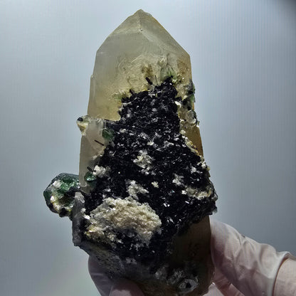 Quartz fumé XL, Fluorine, Tourmaline schorl, Opale hyalite, Muscovite Erongo Namibie 119*77*56mm #12547