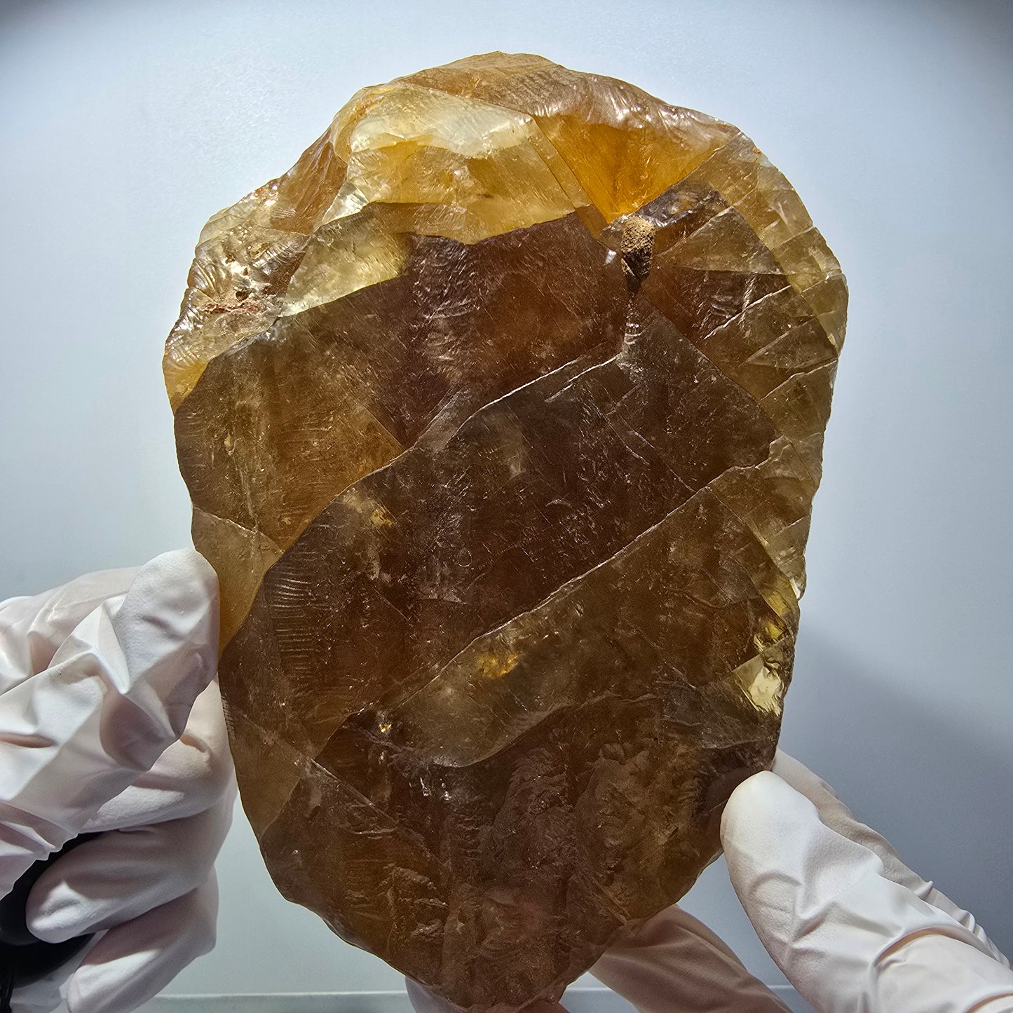 XL Cristal de calcite miel naturel, jaune orangé Erongo, Namibie 151*100*71mm #12566