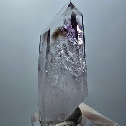 Grande pointe d'Améthyste Phantom Lémurien Mine de Streep Goboboseb, Namibie 73*29*26mm #12567