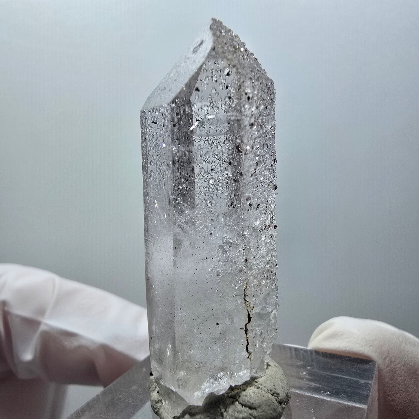 Analcime rare et quartz, pointe de cristal d'hématite, mine de Streep, Goboboseb, Namibie 40*17*14mm #12572