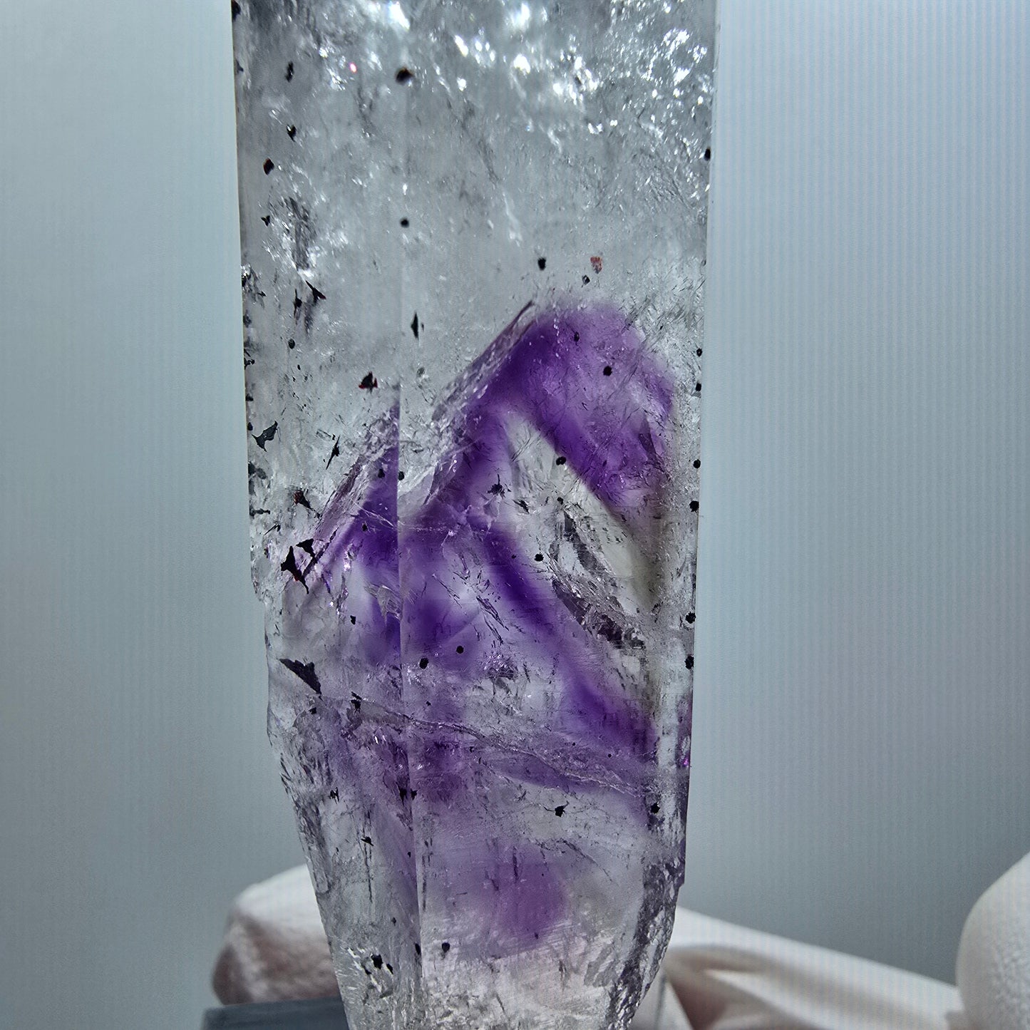 Enhydro Harlequin Skeletal Phantom Amethyst 1x Bubble Streep Mine Goboboseb. Namibia 68*22*16mm #12573