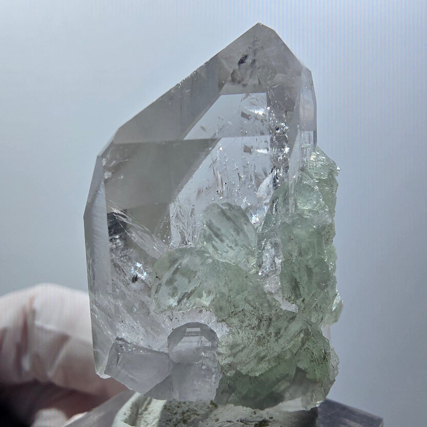 Quartz fumé squelette enhydre, Prehnite 1x bulle mine Streep Gobo. Namibie 44*25*21mm #12583