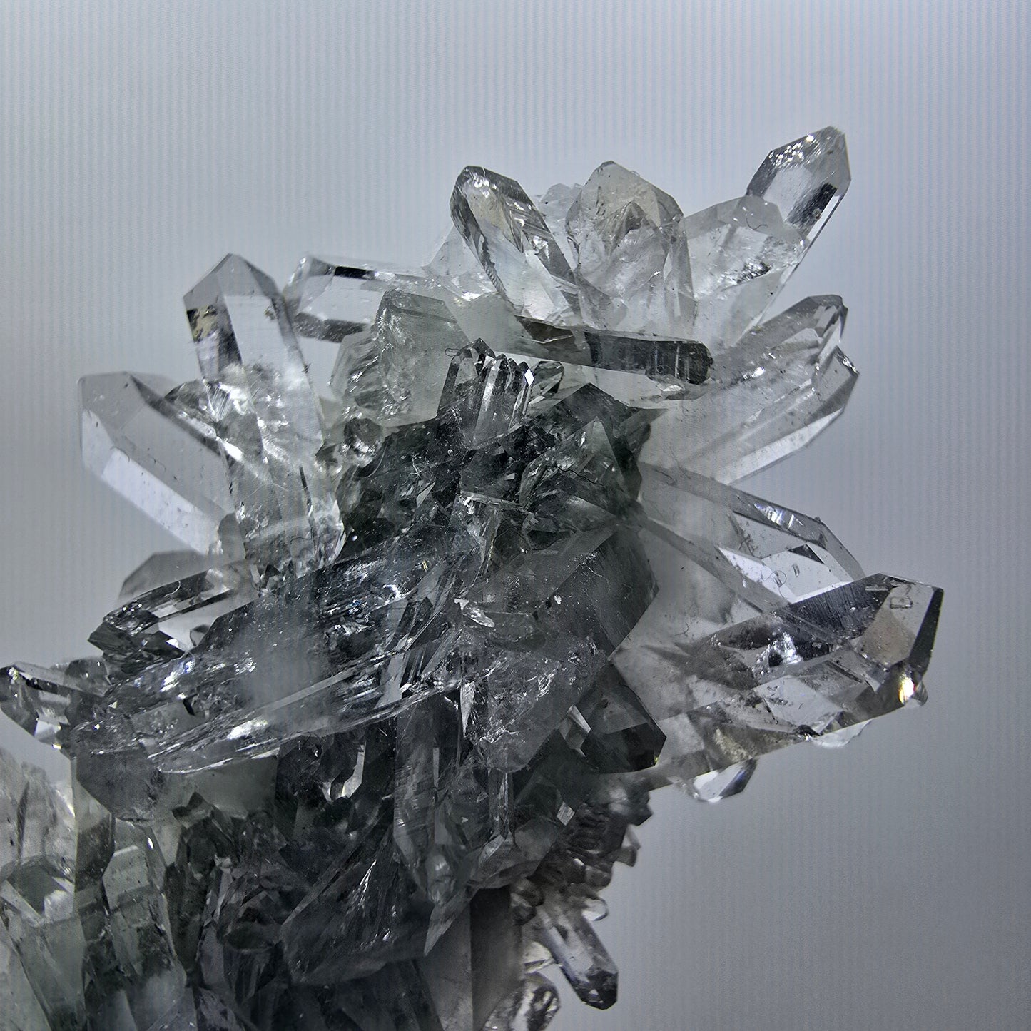 Double-terminaison de quartz étoile rare, mine de Streep Gobobo. Namibie 57*35*17mm #12585