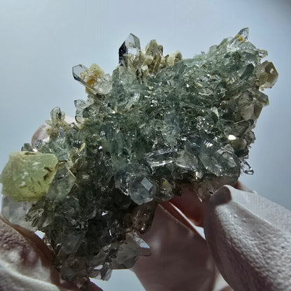 Quartz Starburst rare avec du préhnite, mine de Streep, Goboboseb, Namibie 65*36*23mm #12589