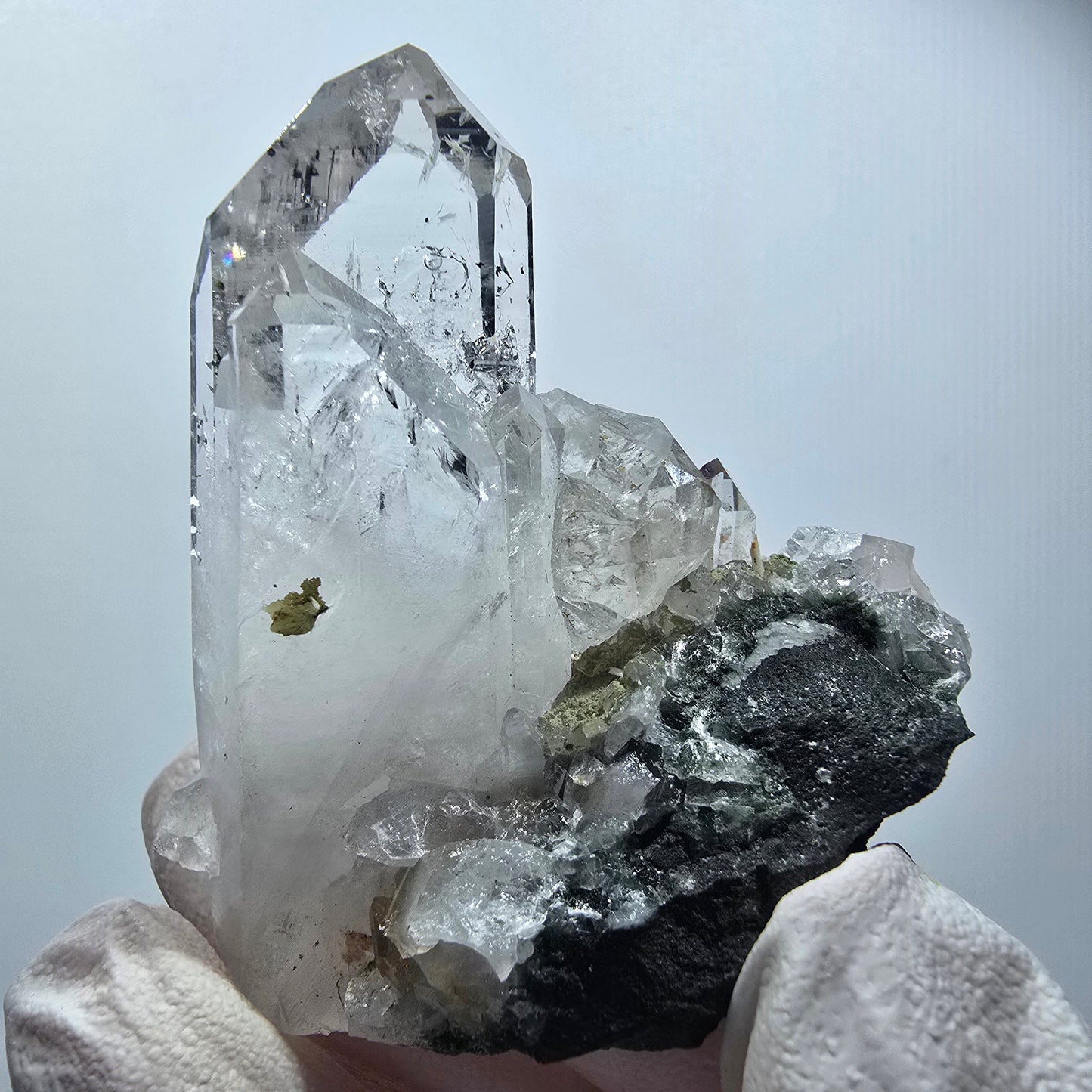Quartz fantôme lémurien avec hématite, épidote sur matrice de la mine Streep, Gobo. Namibie 56*50*21mm #12592