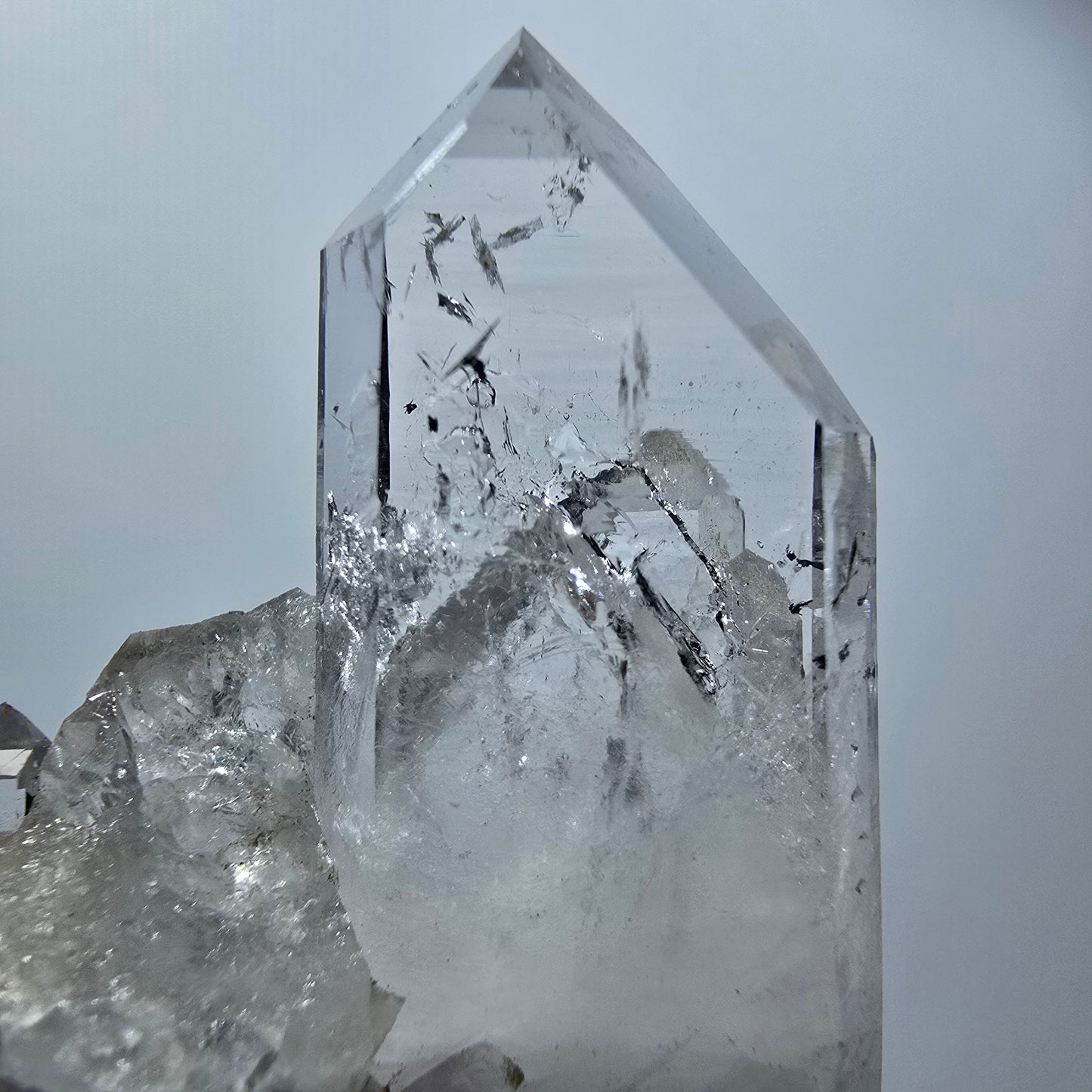 Quartz fantôme lémurien avec hématite, épidote sur matrice de la mine Streep, Gobo. Namibie 56*50*21mm #12592