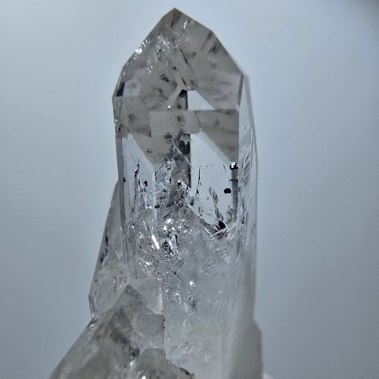 Quartz fantôme lémurien avec hématite, épidote sur matrice de la mine Streep, Gobo. Namibie 56*50*21mm #12592