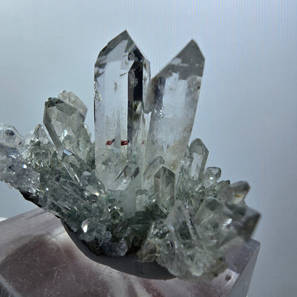 Starburst Quarz mit Hämatit, Epidot, Chlorit auf Matrix Streep Mine Namibia 38*24*25mm #12595