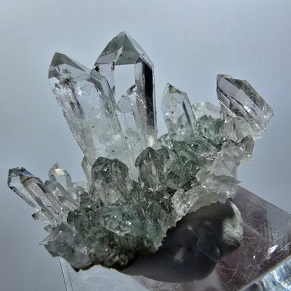 Starburst Quarz mit Hämatit, Epidot, Chlorit auf Matrix Streep Mine Namibia 38*24*25mm #12595