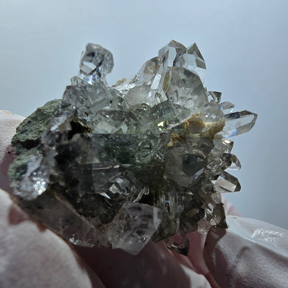 Starburst Quarz mit Hämatit, Chlorit, Prehnit auf Matrix Streep Mine, Namibia 45*31*27mm #12607