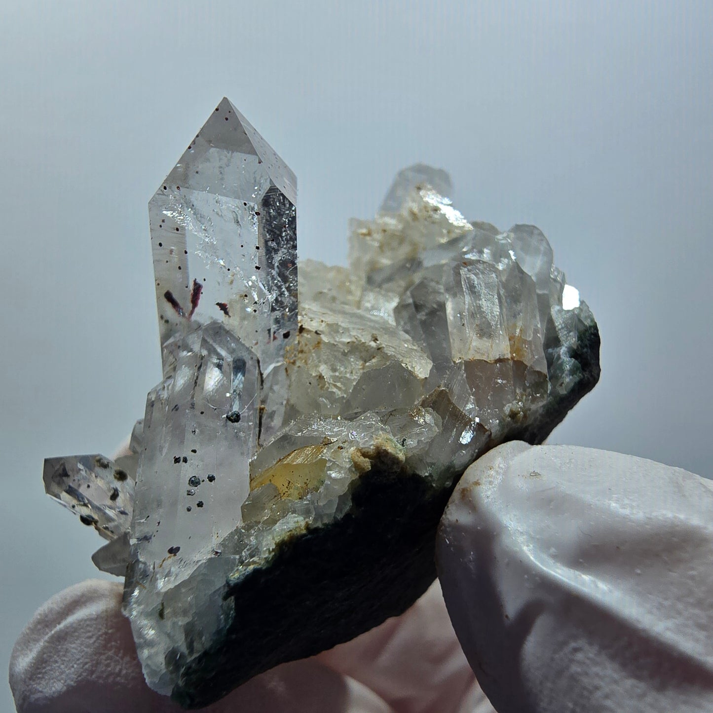 Quartz fantôme arlequin, calcite sur matrice, mine de Streep Gobob, Namibie 43*41*34mm #12609