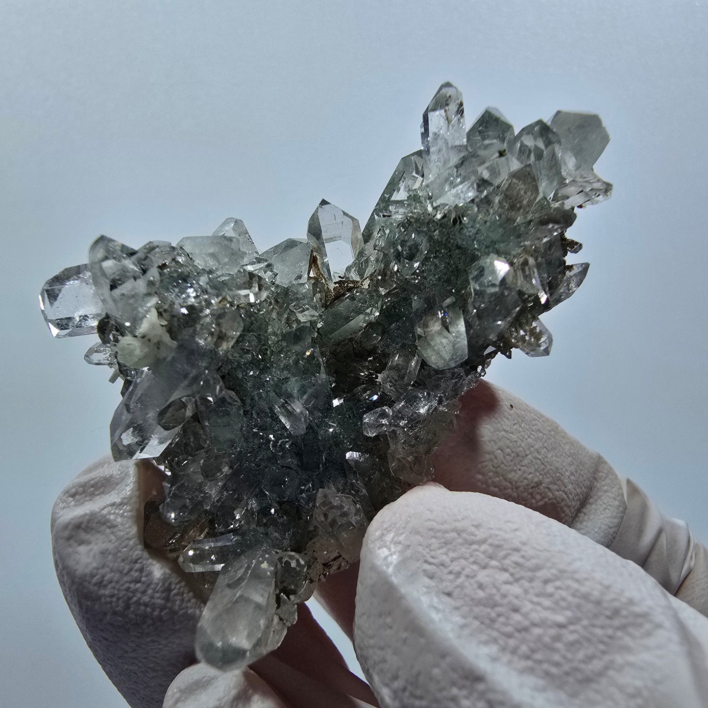 Quartz étoile avec chlorite, prehnite sur matrice, mine Streep, Goboboseb, Namibie 50*39*22mm #12615