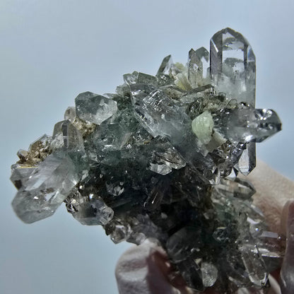 Quartz étoile avec chlorite, prehnite sur matrice, mine Streep, Goboboseb, Namibie 50*39*22mm #12615