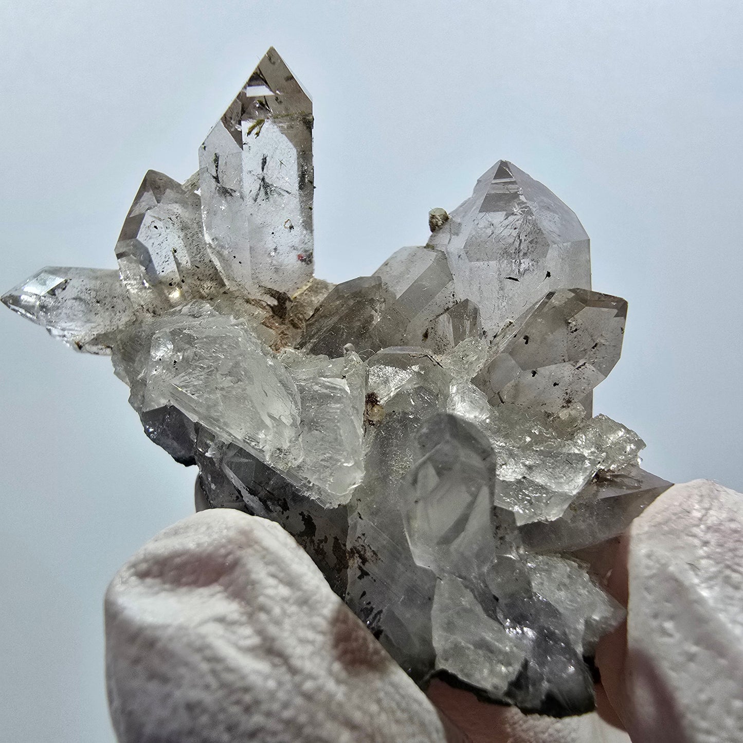 Quartz rare avec épidote, calcite sur matrice, mine Streep Goboboseb, Namibie 44*31*25mm #12619