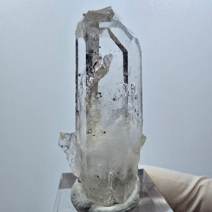 Quartz fumé squelette Lémurien Enhydro avec hématite, 1 bulle Mine Streep Namibie 48*17*24mm #12628