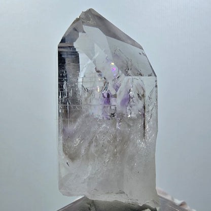 Pointe d'améthyste fantôme lémurienne Mine de Streep Goboboseb, Namibie 54*25*21mm #12643