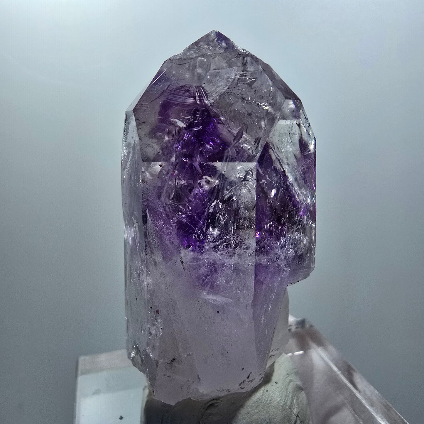 Améthyste fantôme squelette lémurien avec hématite, mine de Streep Goboboseb, Namibie 57*28*23mm #12646