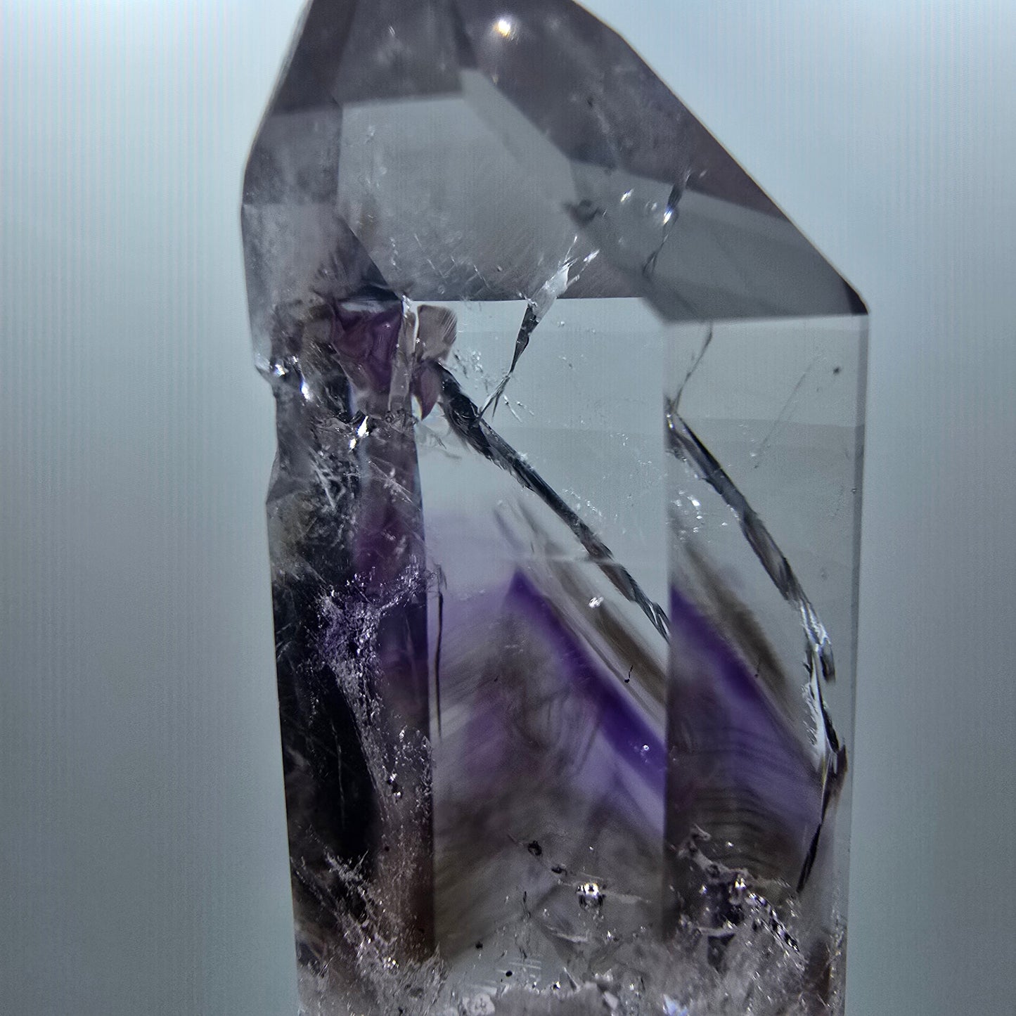 Améthyste fantôme lémuienne Enhydro, hématite, 1 bulle mine Streep Namibie 51*21*15mm #12647