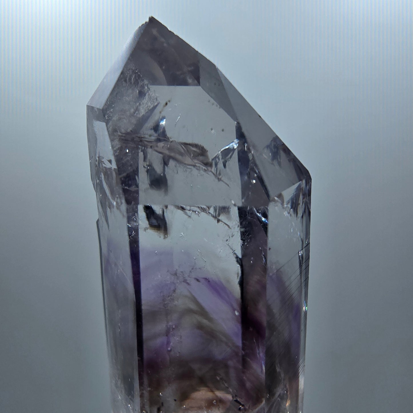 Améthyste fantôme lémuienne Enhydro, hématite, 1 bulle mine Streep Namibie 51*21*15mm #12647