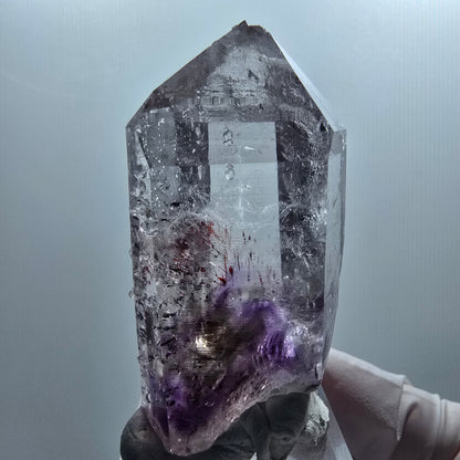 Améthyste fantôme léenne arlequin avec streep d'analcime Mine de Goboboseb, Namibie 54*27*26mm #12648
