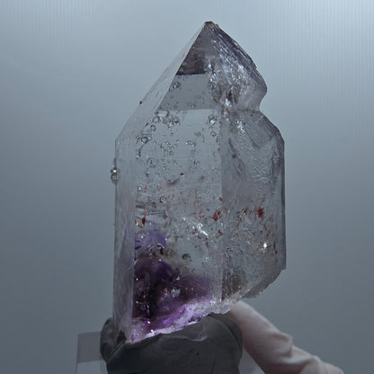 Améthyste fantôme léenne arlequin avec streep d'analcime Mine de Goboboseb, Namibie 54*27*26mm #12648