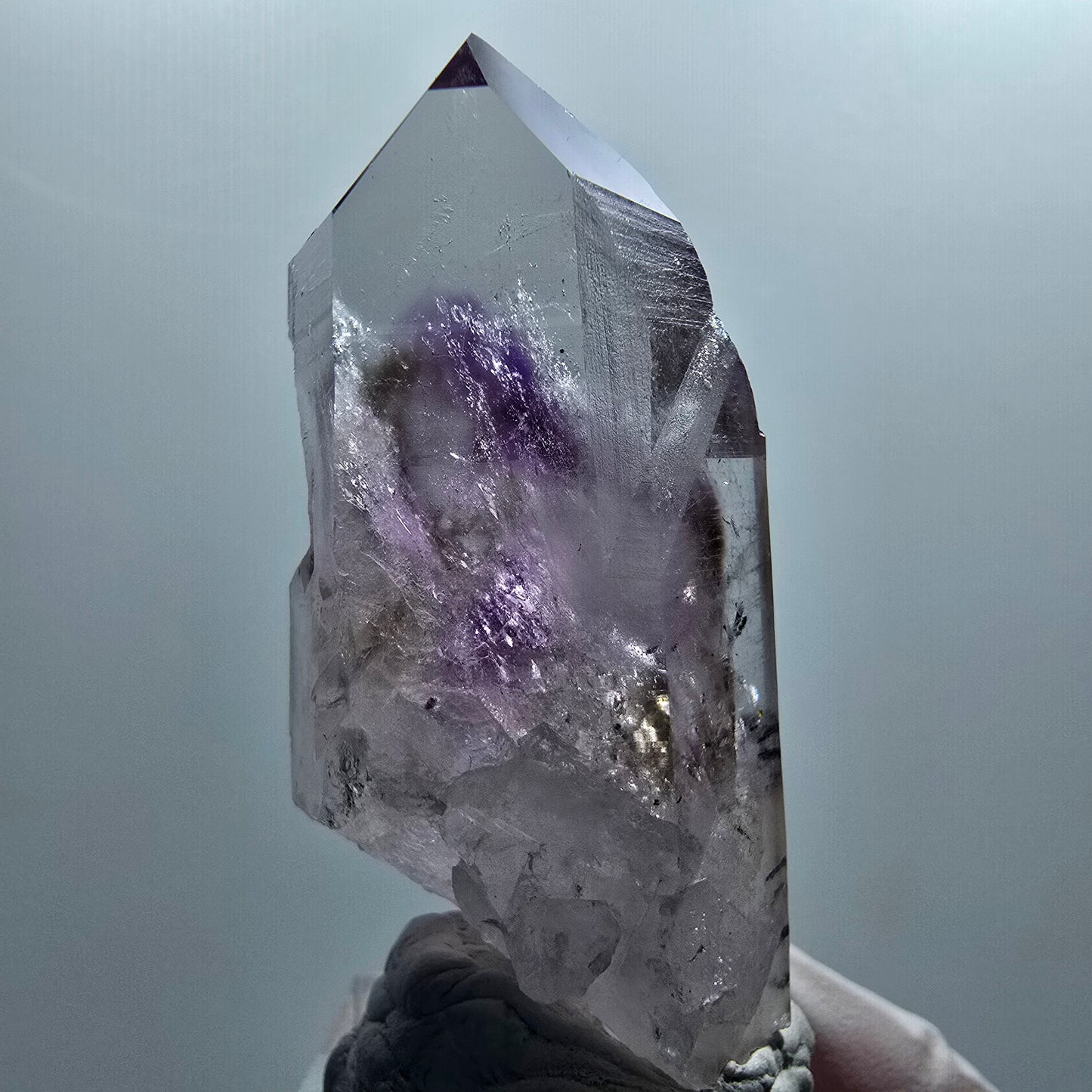 Améthyste Fantôme Lémurienne Enhydro, Hématite, Épidote 1 bulle Mine Streep Namibie 56*27*22mm #12649