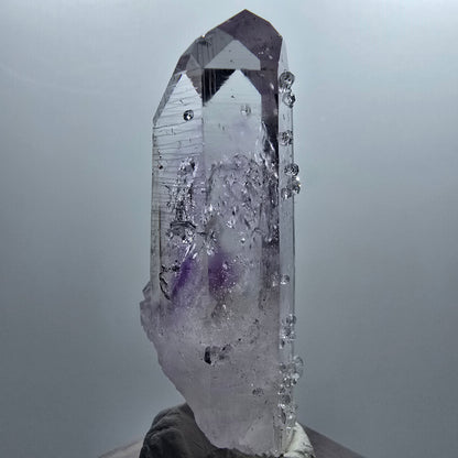 Améthyste fantôme léenne arlequin avec de l'analcime Mine de Goboboseb, Namibie 53*21*18mm #12651