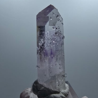 Améthyste fantôme léenne arlequin avec de l'analcime Mine de Goboboseb, Namibie 53*21*18mm #12651