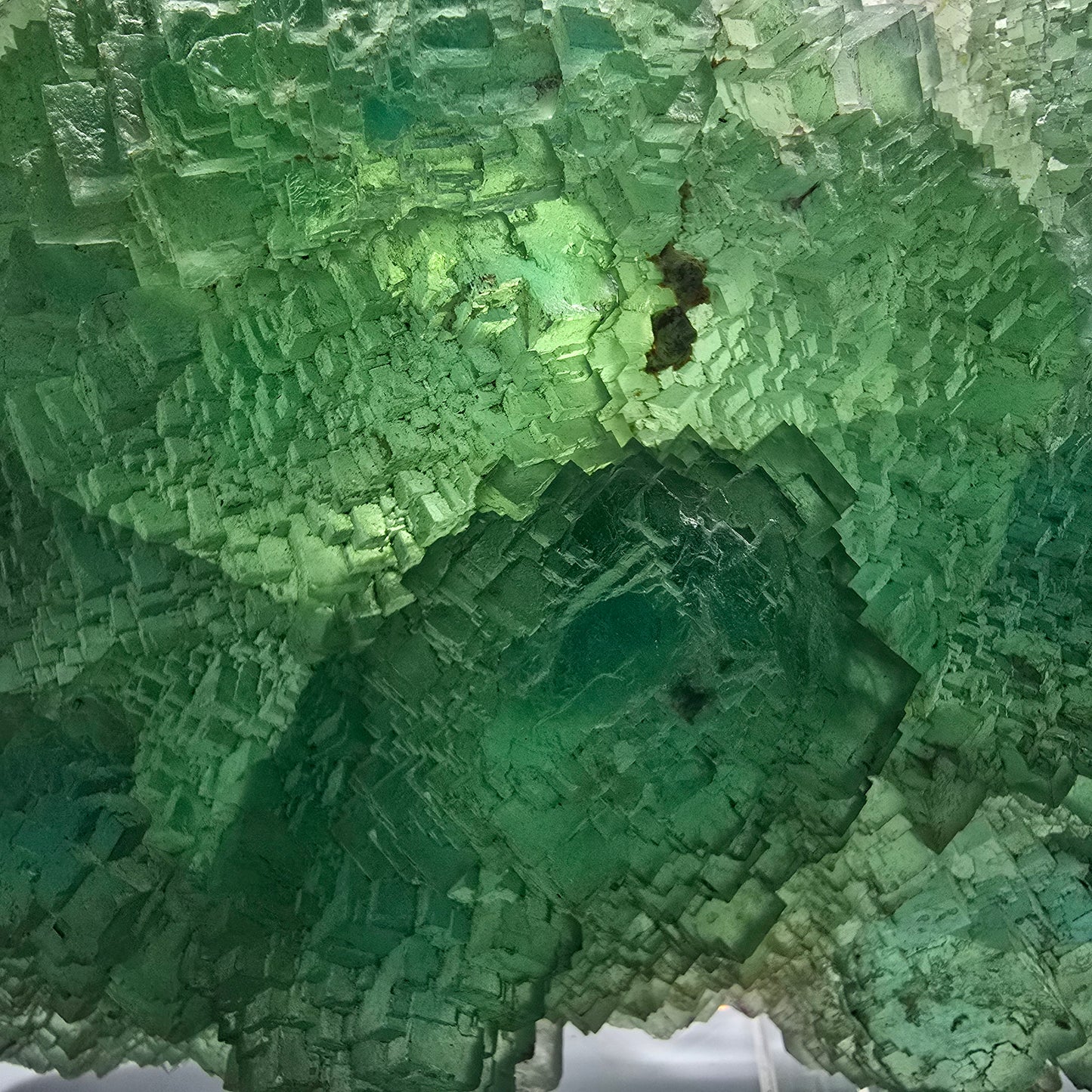 XXL Cube de Fluorite Phantom, étagé, vert Omehane, Namibie 200*148*45mm #12660